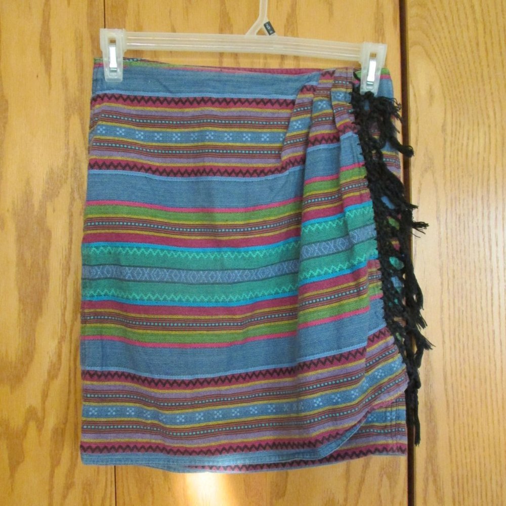 LIZ WEAR CLAIBOURNE WOMENS SIZE 12 SKIRT STRIPE WRAP BOHO HIPPIE FRINGE INDIA SO